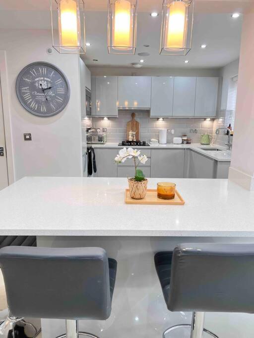 Stunning In Astley Holiday home